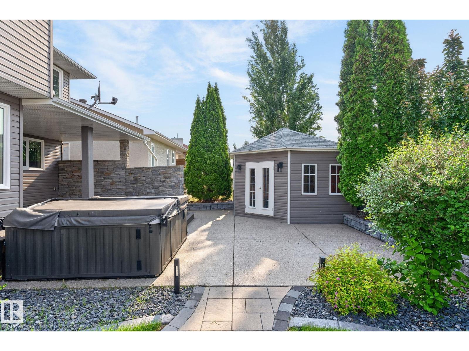 370 HOLLICK-KENYON RD NW - 7