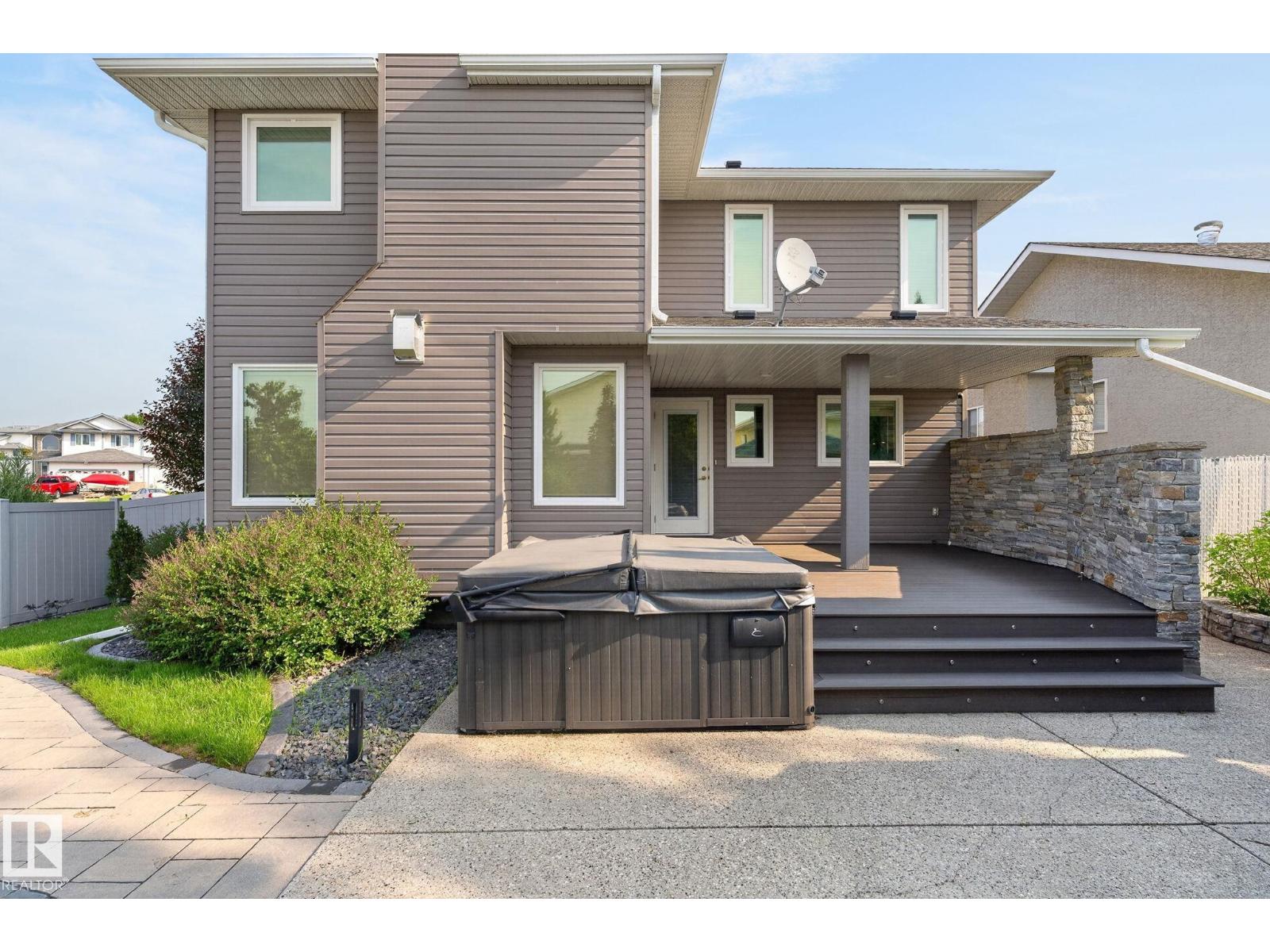 370 HOLLICK-KENYON RD NW - 8