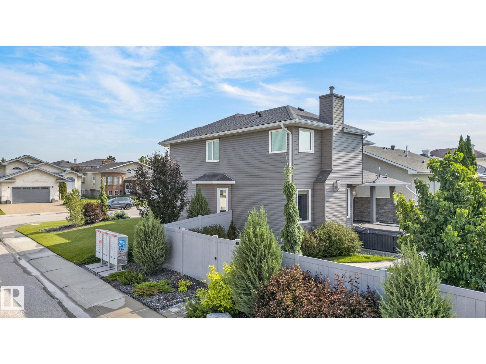 370 HOLLICK-KENYON RD NW - 3