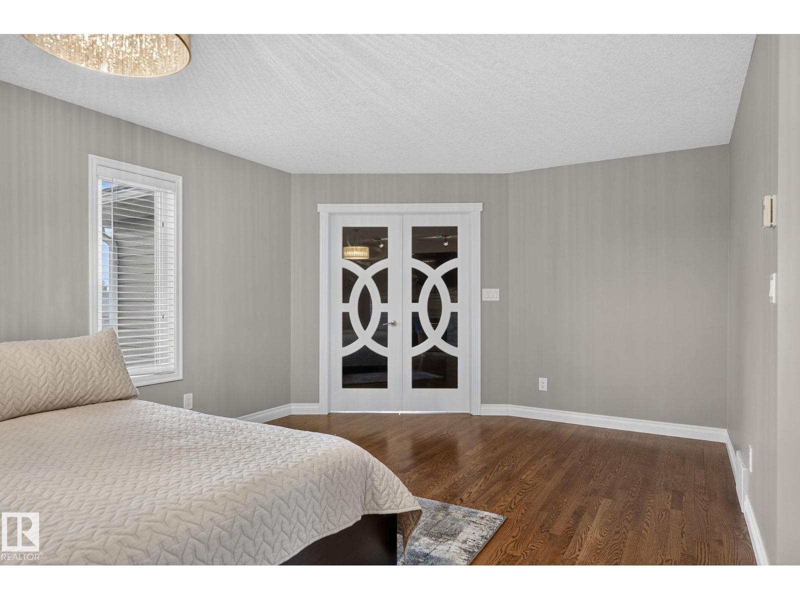 370 HOLLICK-KENYON RD NW - 52
