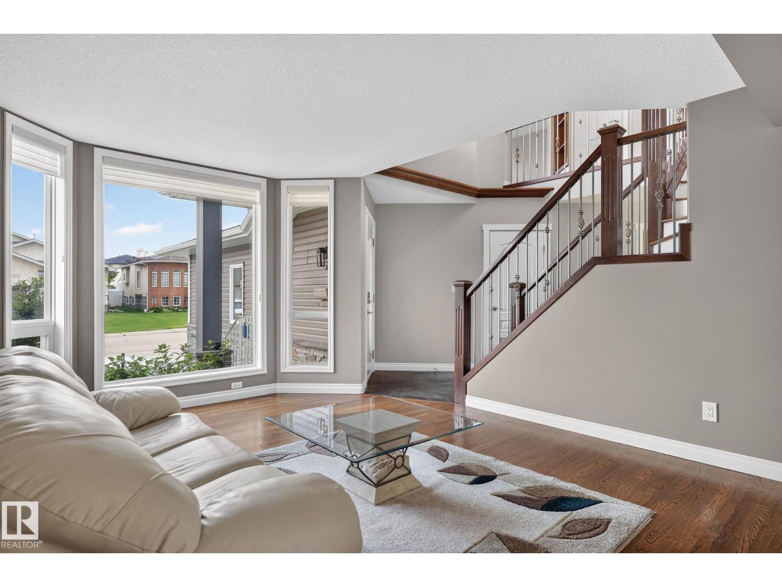 370 HOLLICK-KENYON RD NW - 26