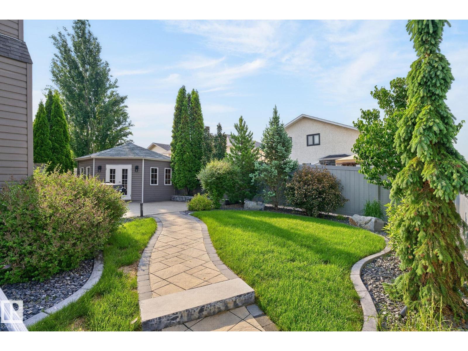 370 HOLLICK-KENYON RD NW - 5