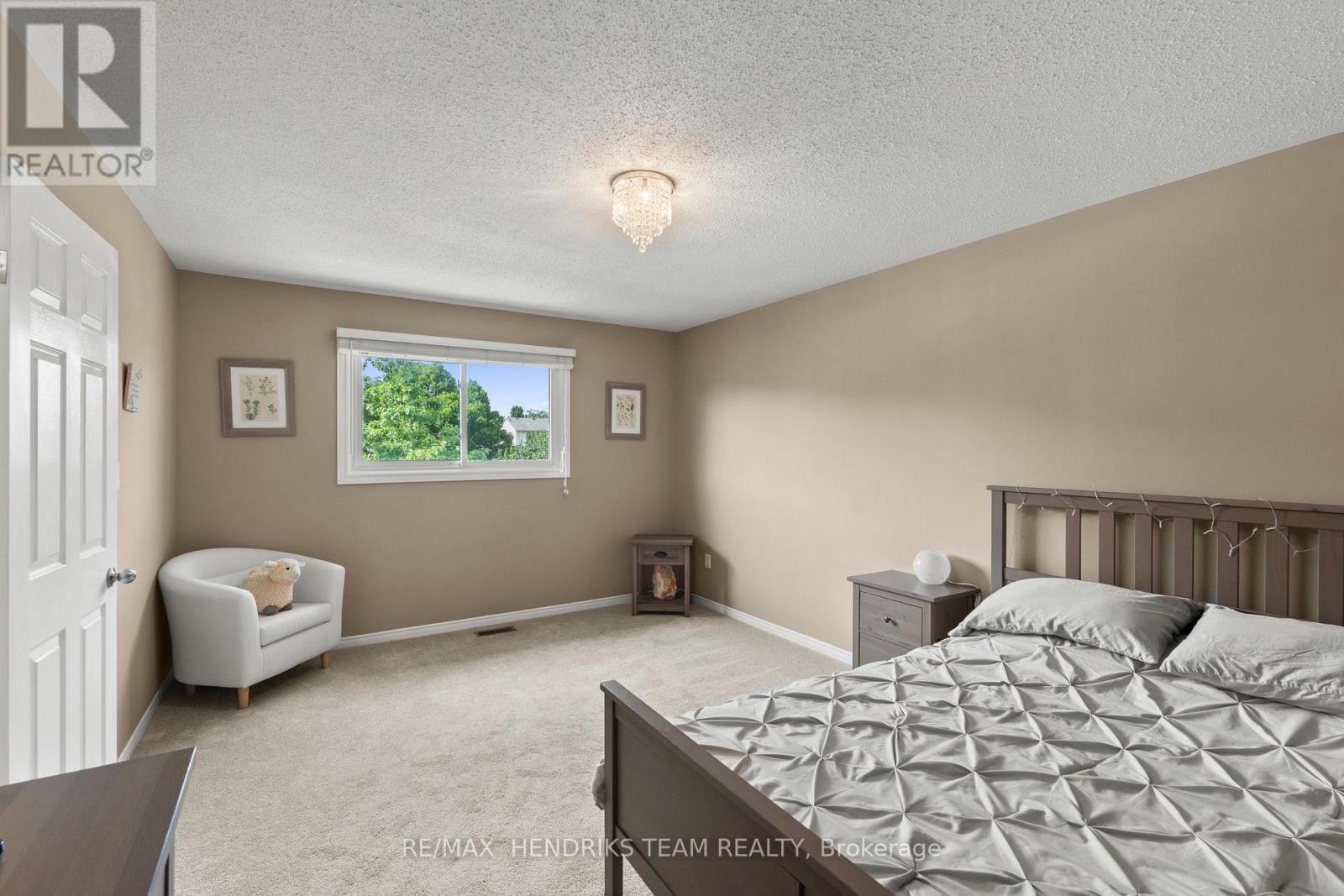 12 STONEBRIDGE GATE - Image 16