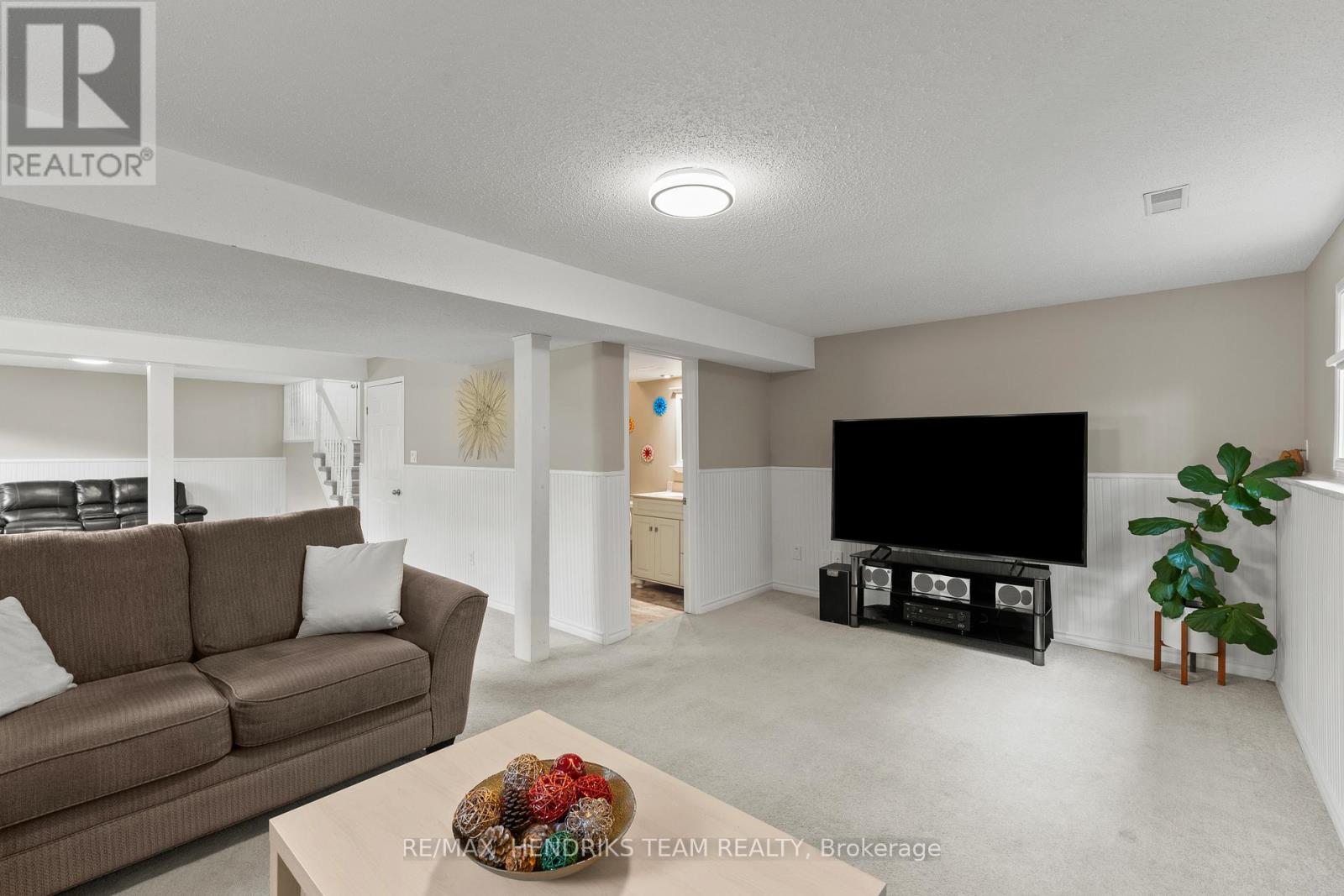 12 STONEBRIDGE GATE - Image 27