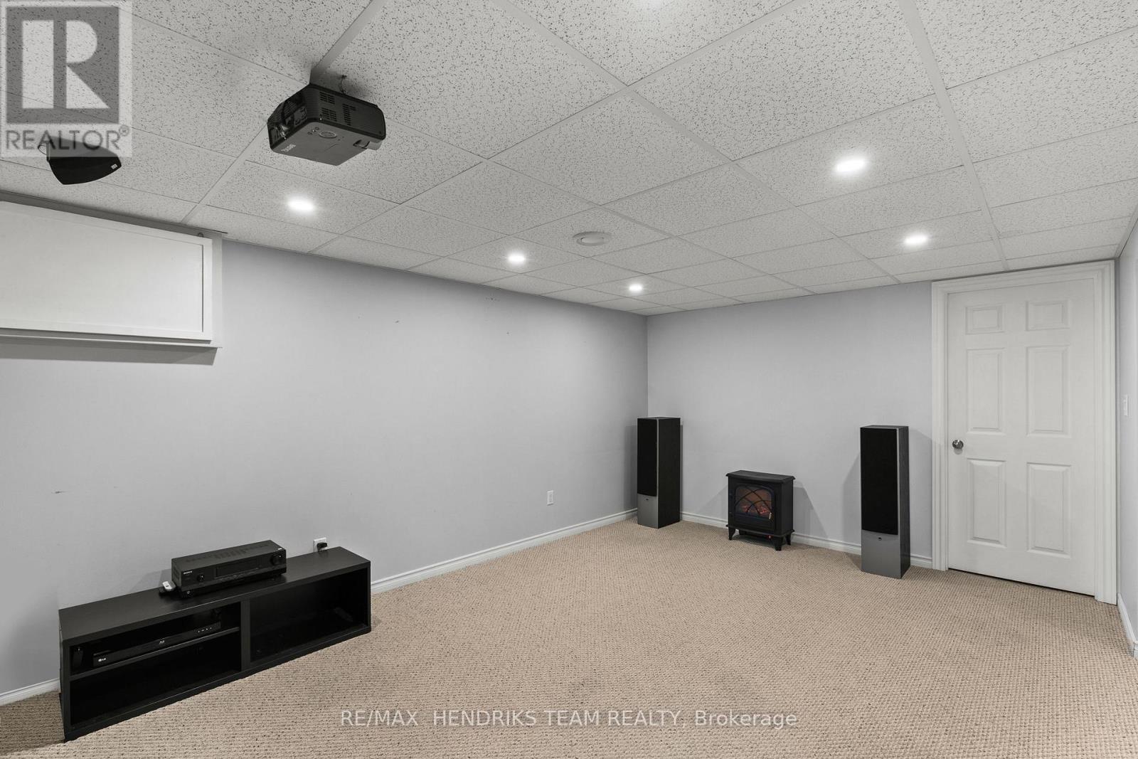 12 STONEBRIDGE GATE - Image 31