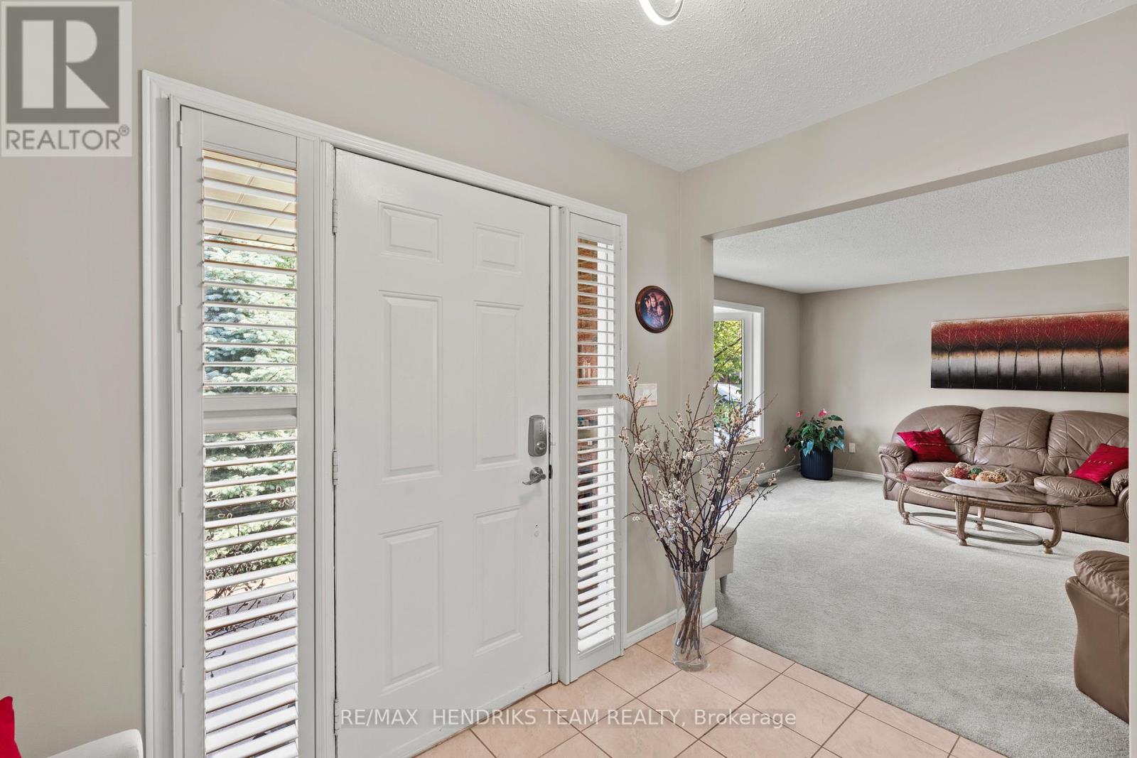12 STONEBRIDGE GATE - Image 4