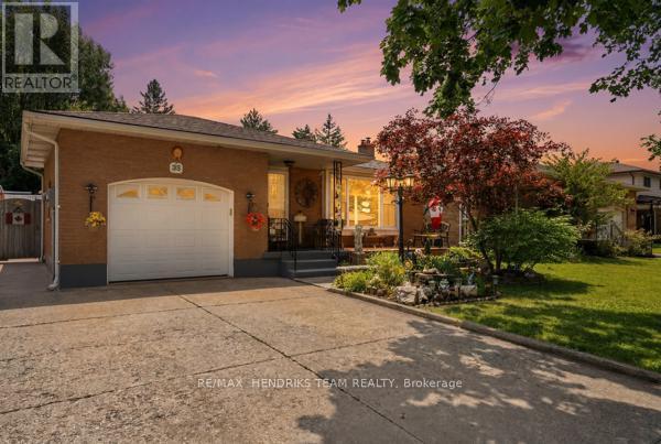 33 MEADOWBROOK CRESCENT - 2