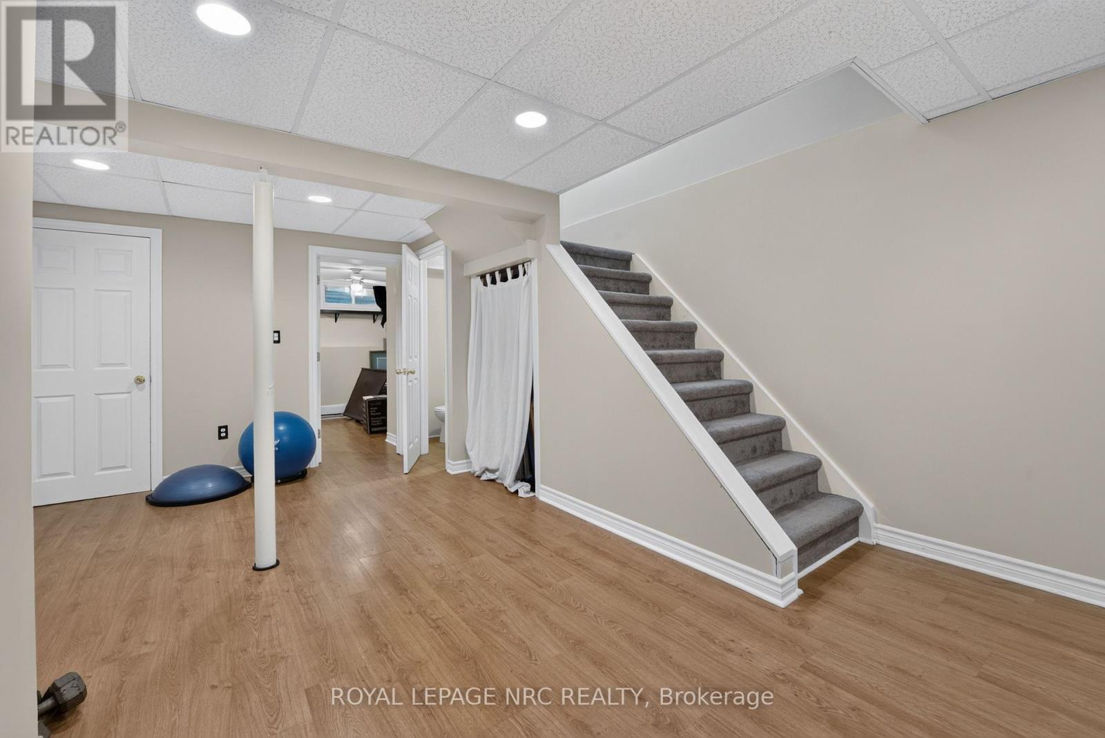 #40 65 DORCHESTER BOULEVARD - Image 42
