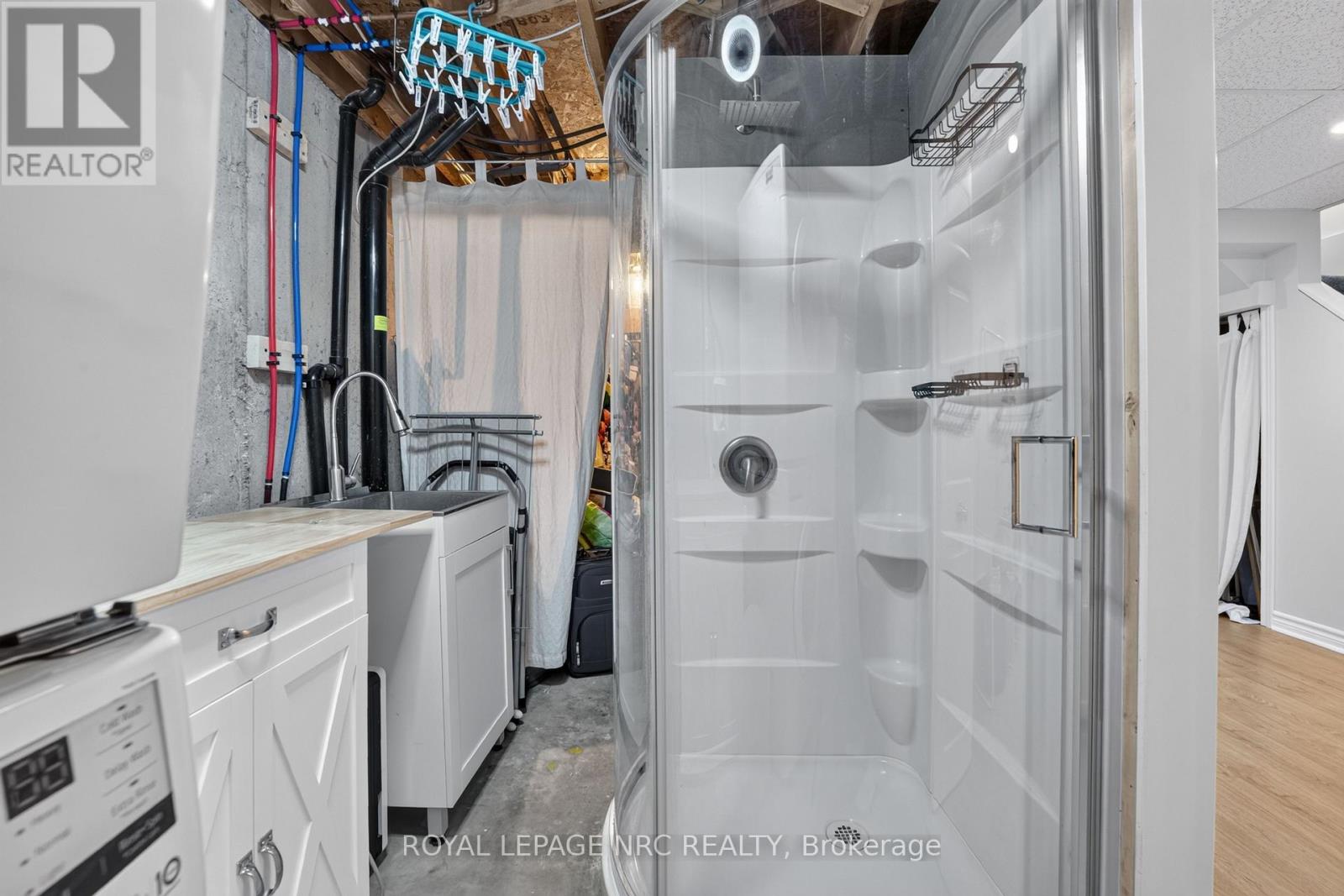 #40 65 DORCHESTER BOULEVARD - 50
