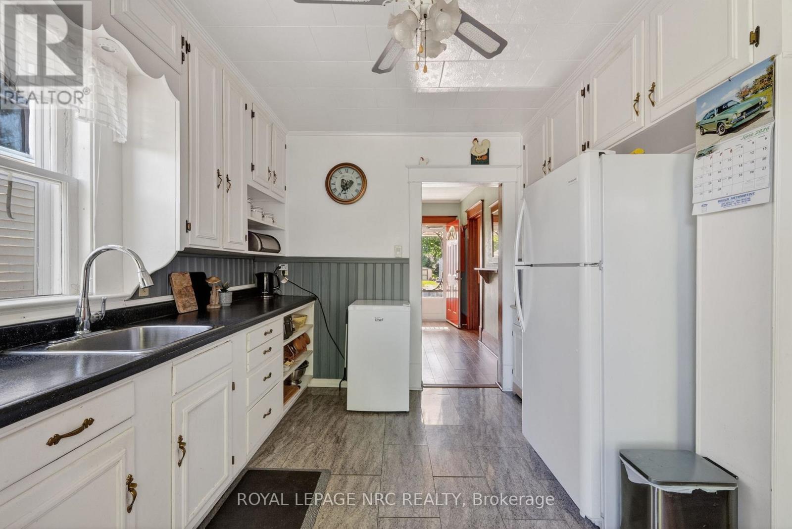 453 FARES STREET - 16