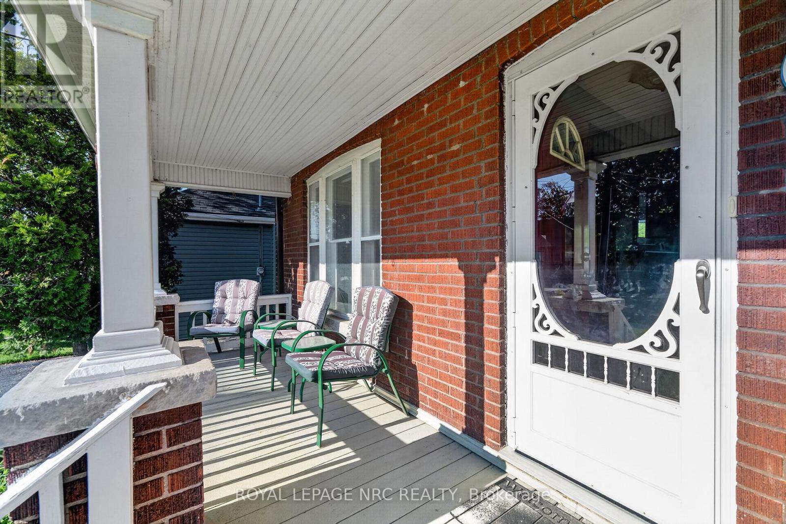 453 FARES STREET - 6