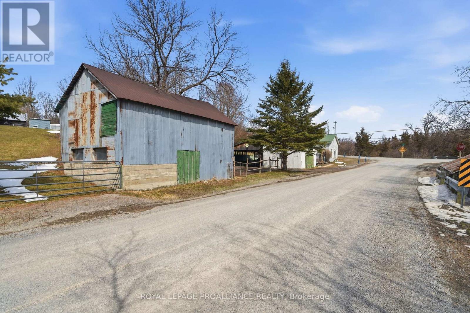 2227 DESERONTO ROAD - 5