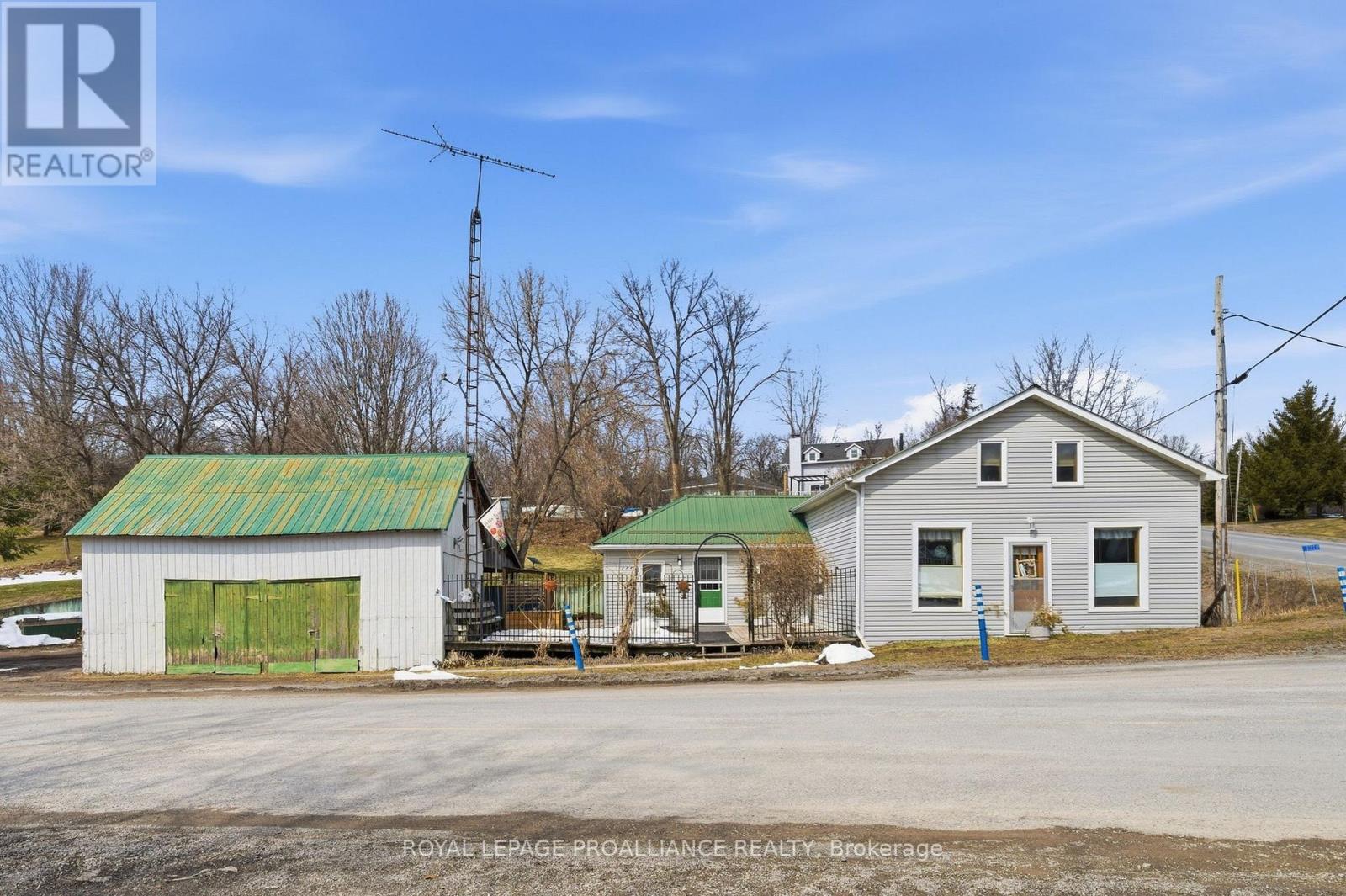 2227 DESERONTO ROAD - 7