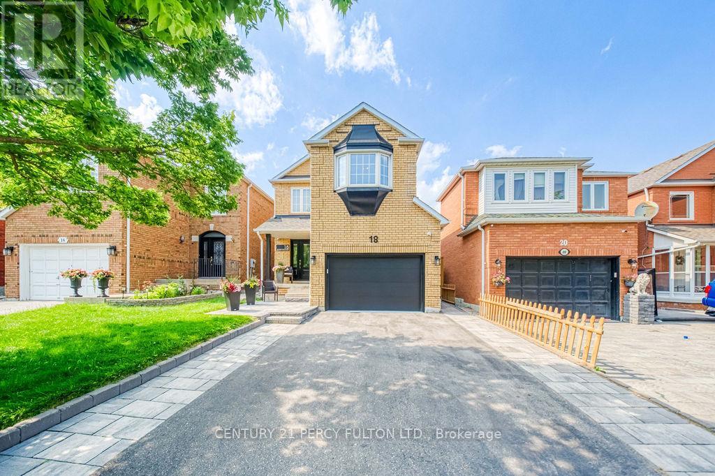 18 BOOTH CRESCENT - 1