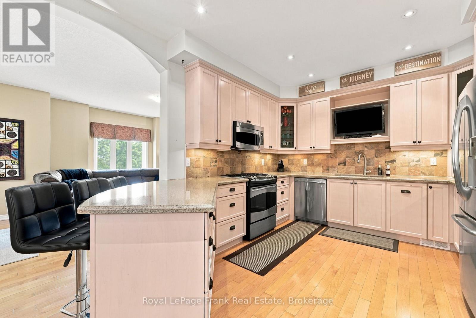 55 KING STREET - 12