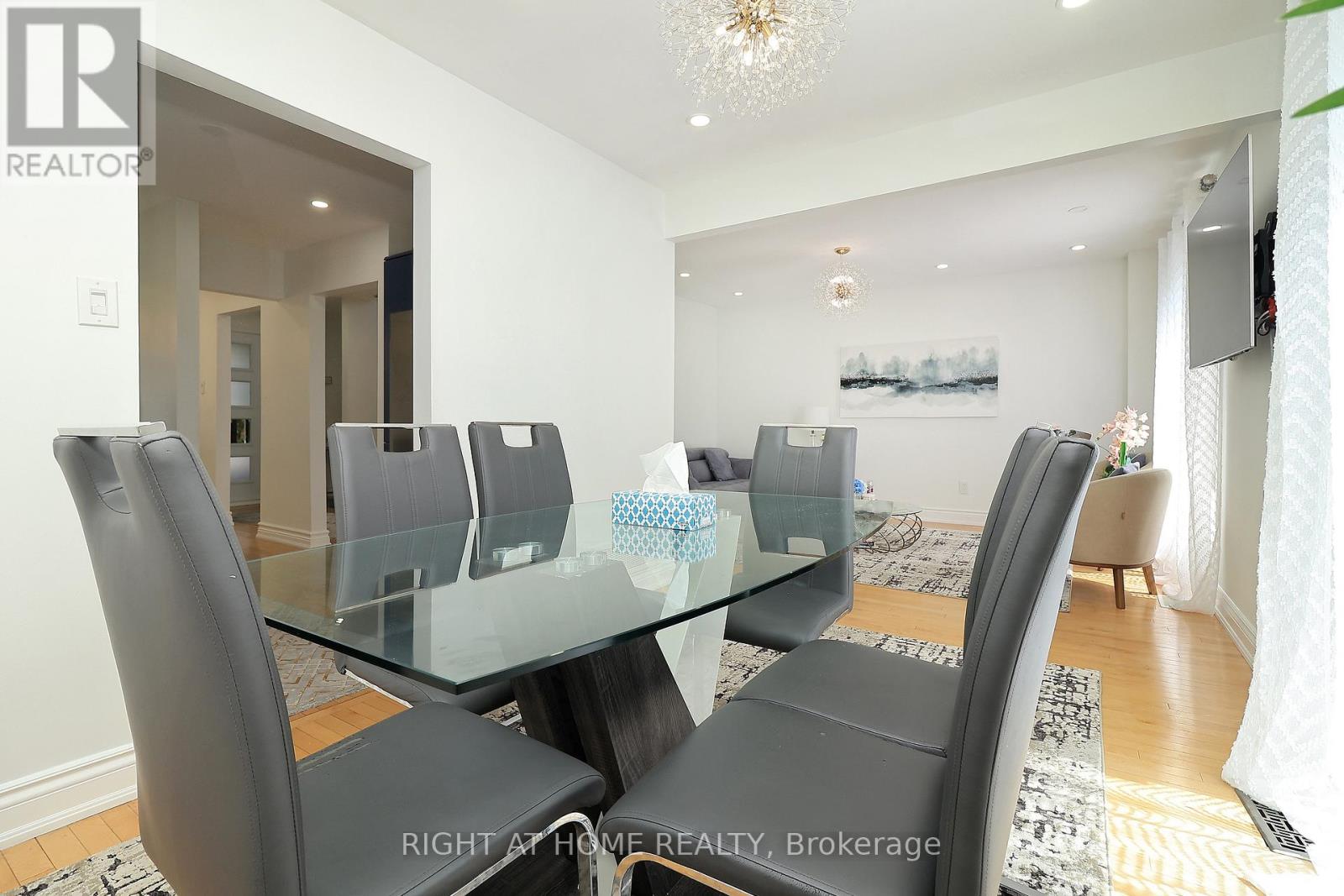 284 BELFAST COURT - 13