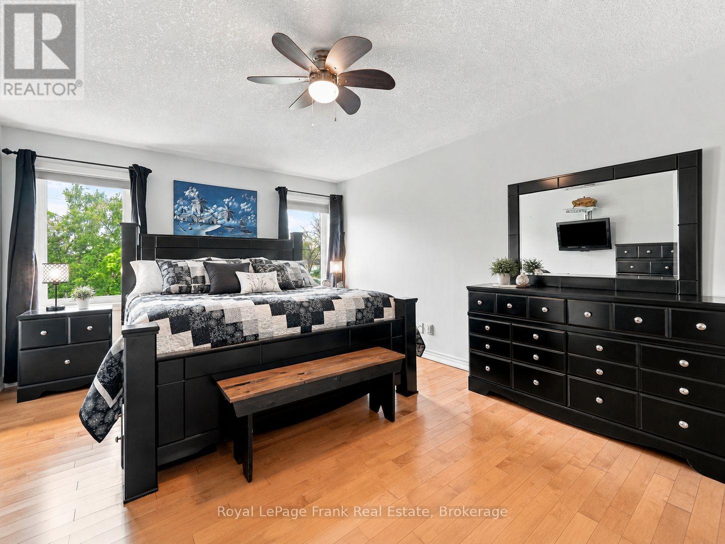 55 KING STREET - 23