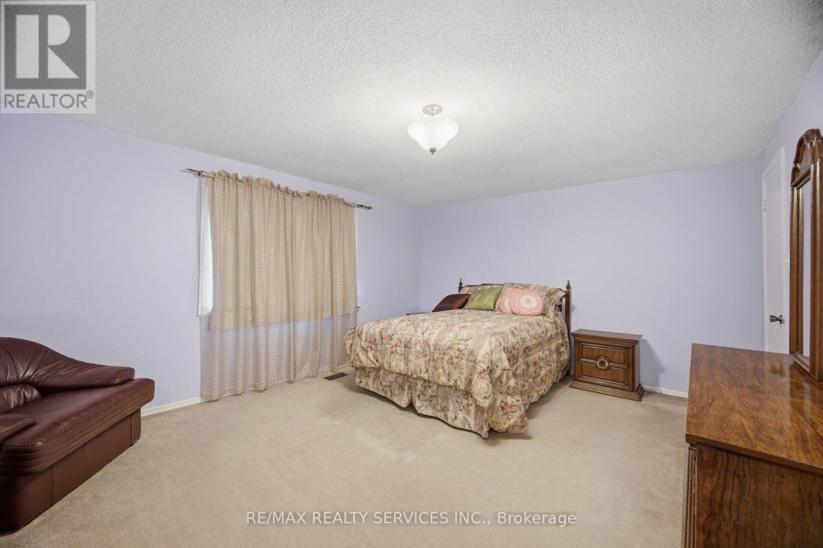 172 MORTON WAY - 26