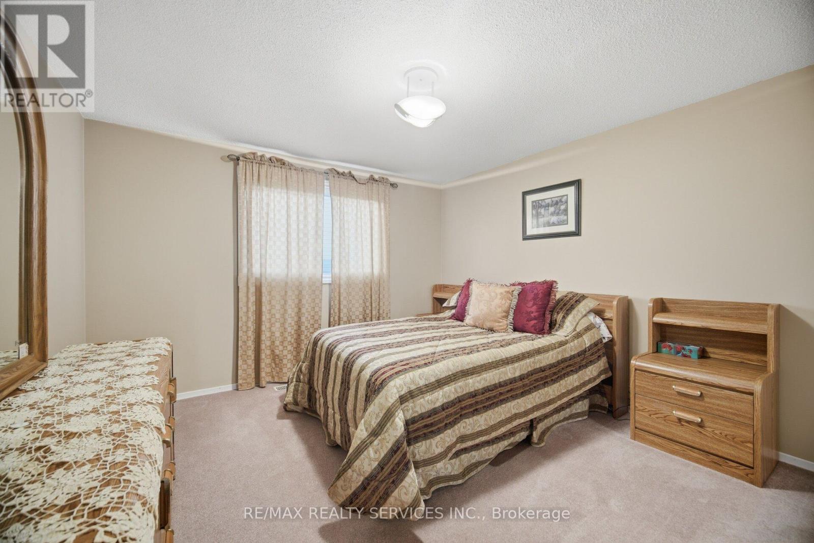 172 MORTON WAY - 34