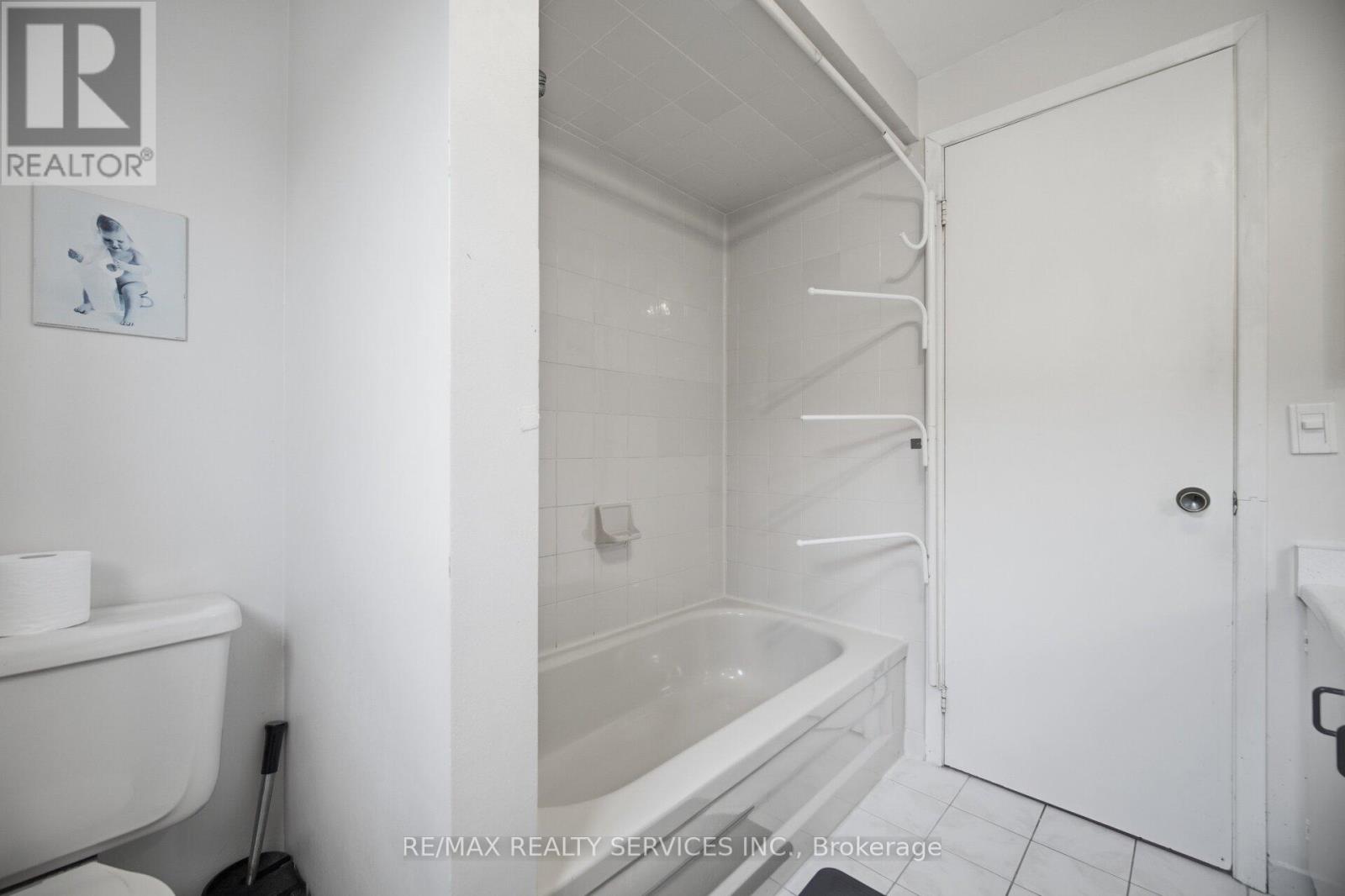 172 MORTON WAY - 42