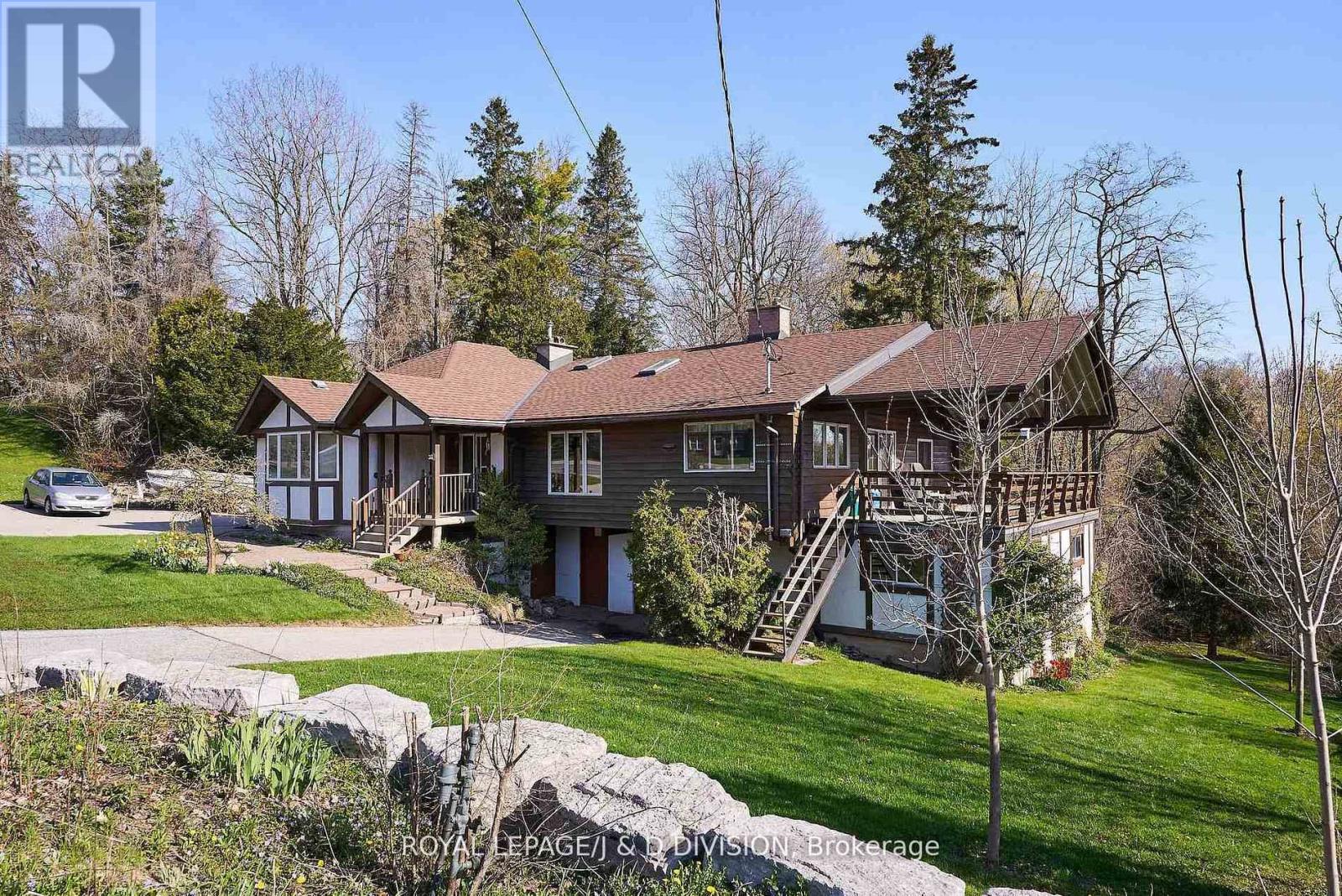 7095 GUELPH LINE - 23