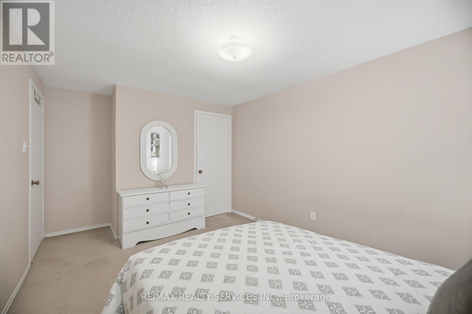 172 MORTON WAY - 38