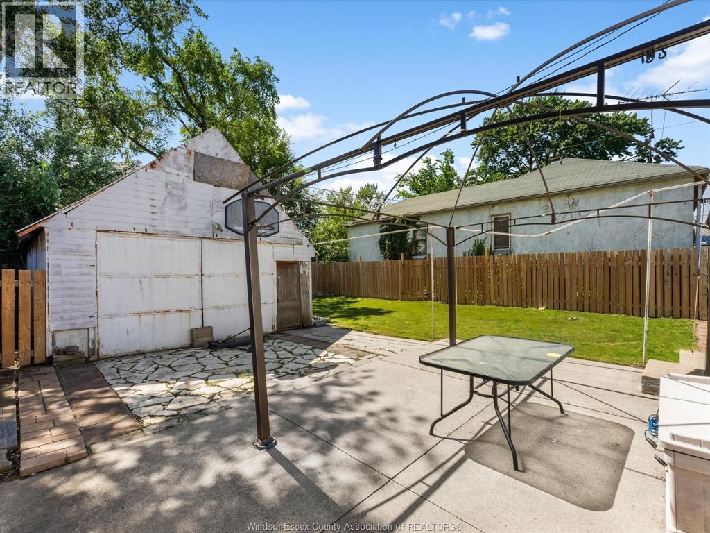 2509 ALEXIS ROAD - 30