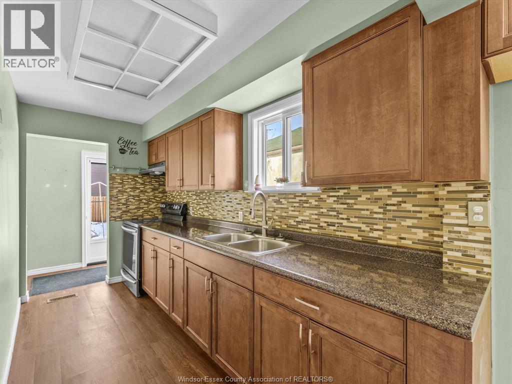 2509 ALEXIS ROAD - 11
