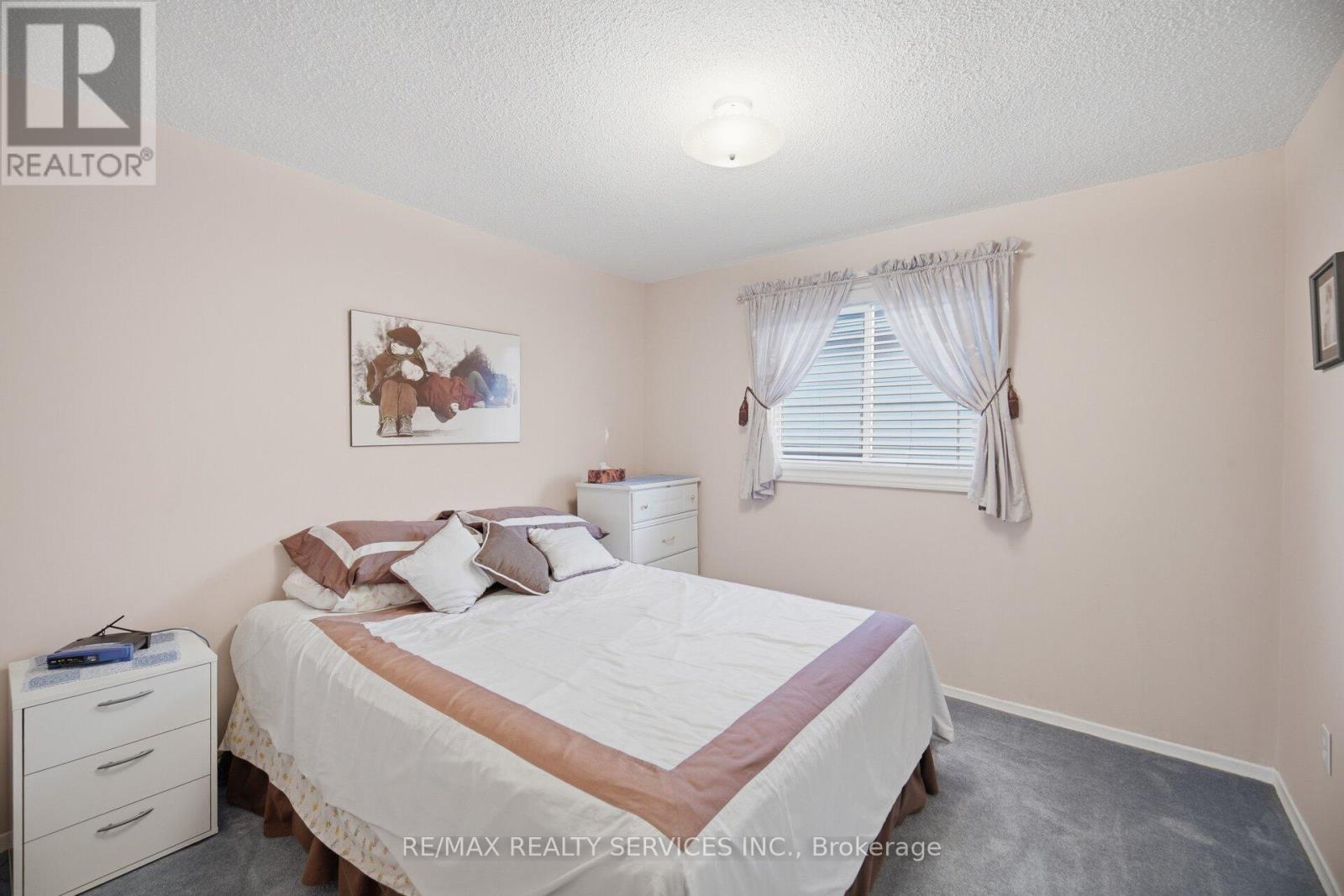 172 MORTON WAY - 39