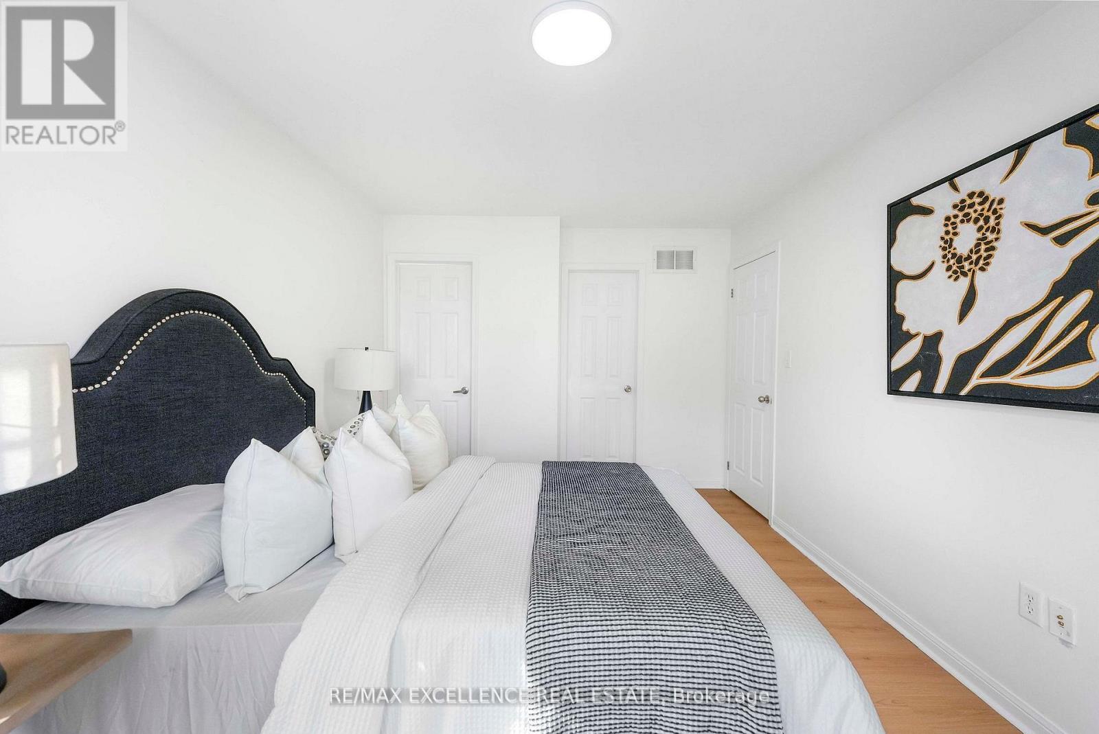 #10 2614 DASHWOOD DRIVE - 19