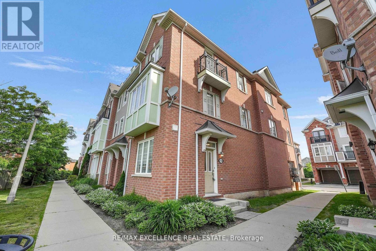 #10 2614 DASHWOOD DRIVE - 2