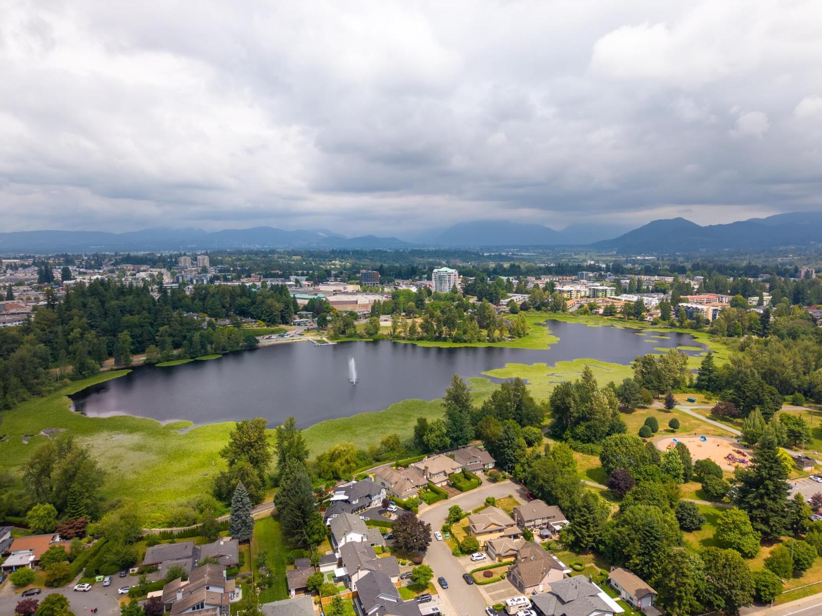 2 Bed, 2 Bath House for Sale in Abbotsford – 1201 2180 GLADWIN ROAD, Abbotsford – MLS# R3141764 - Image 18