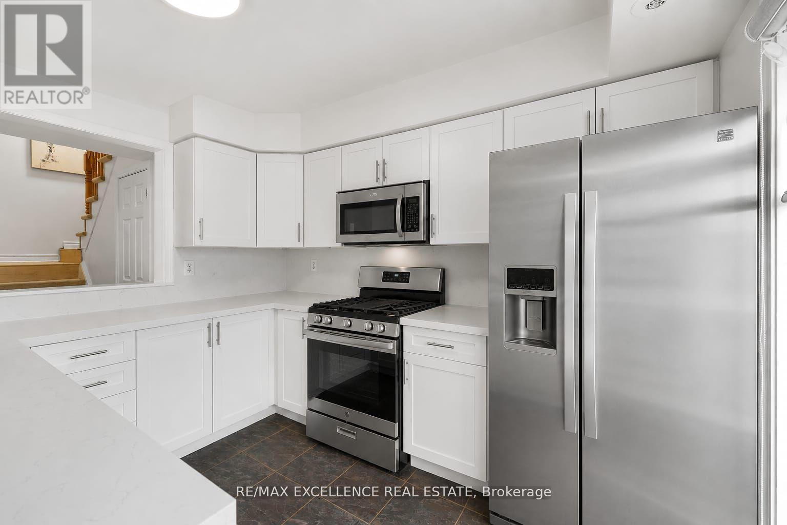 #10 2614 DASHWOOD DRIVE - 10