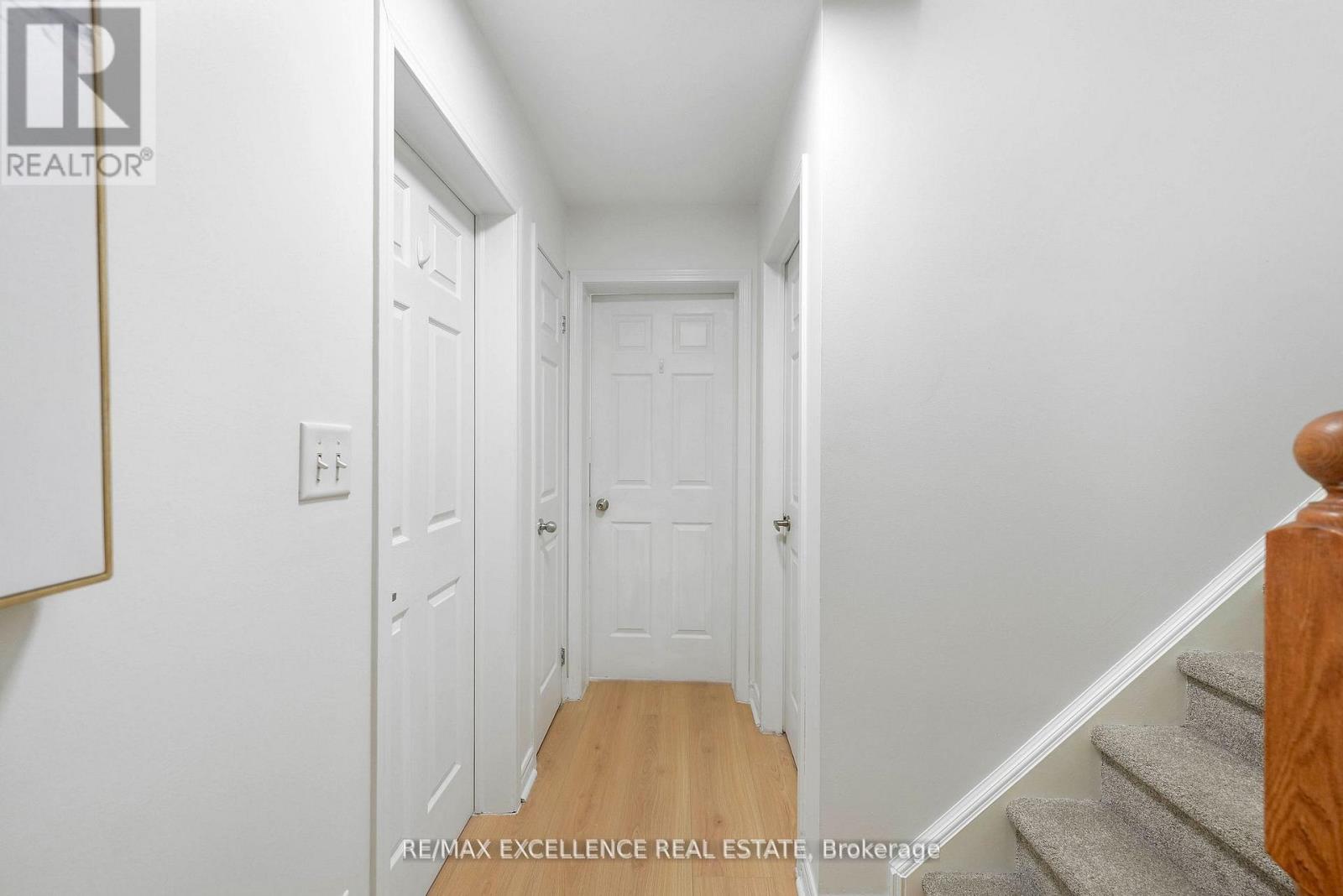 #10 2614 DASHWOOD DRIVE - 32