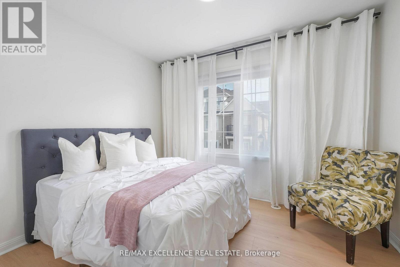 #10 2614 DASHWOOD DRIVE - 14