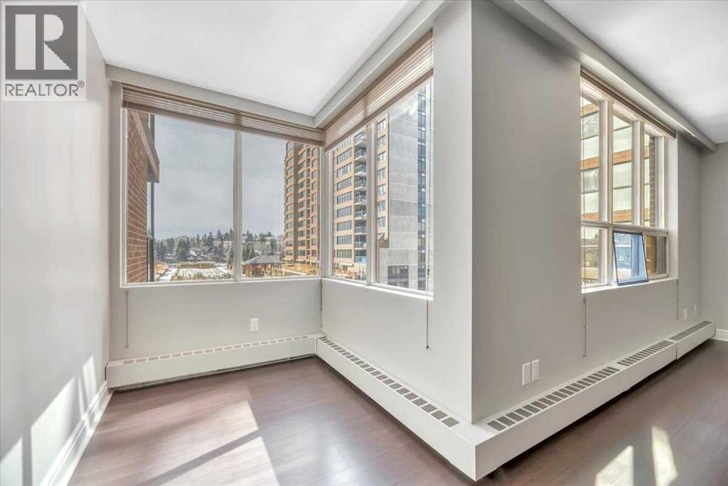 #501 318 26 Avenue SW - 28