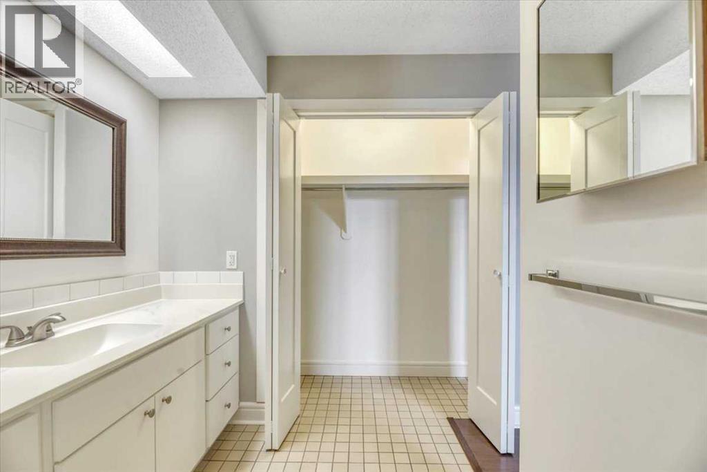 #501 318 26 Avenue SW - 42