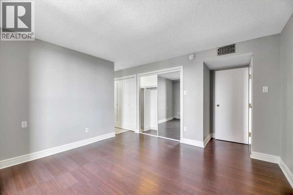#501 318 26 Avenue SW - 38