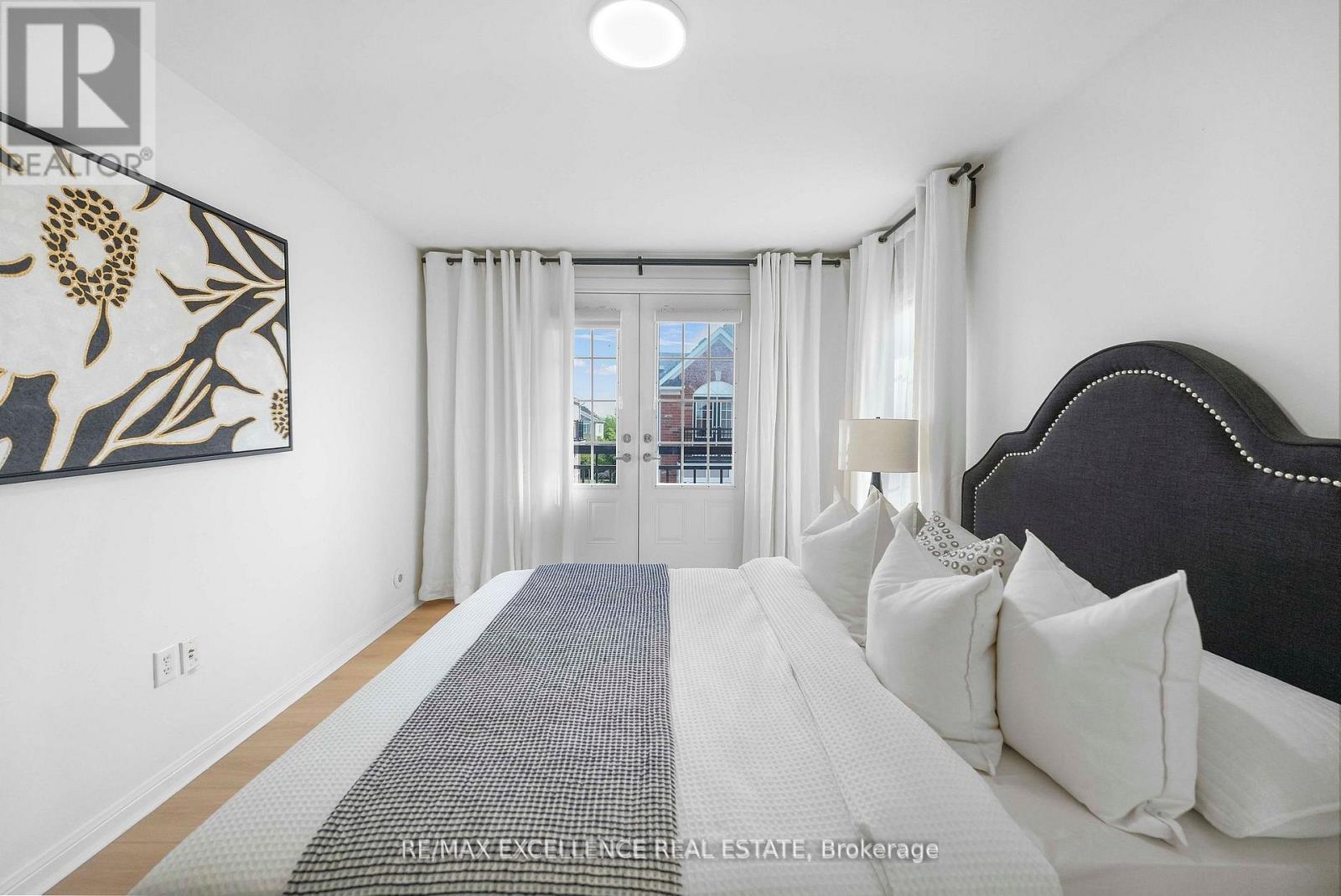 #10 2614 DASHWOOD DRIVE - 18