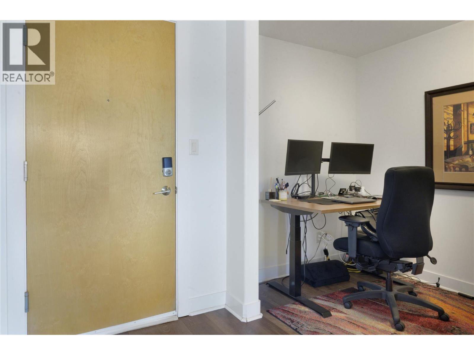 #1008 1160 Bernard Avenue - 24