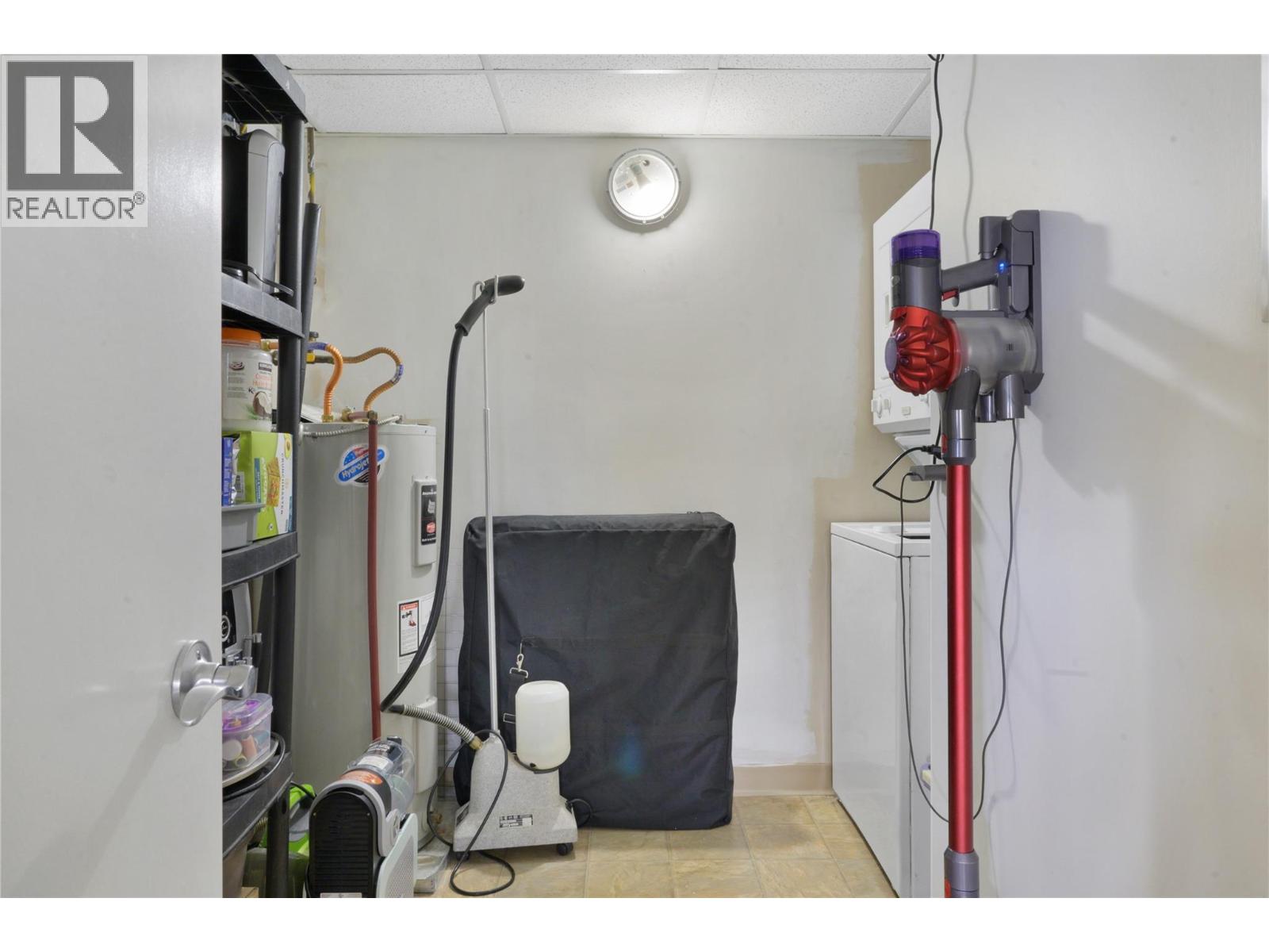 #1008 1160 Bernard Avenue - 22