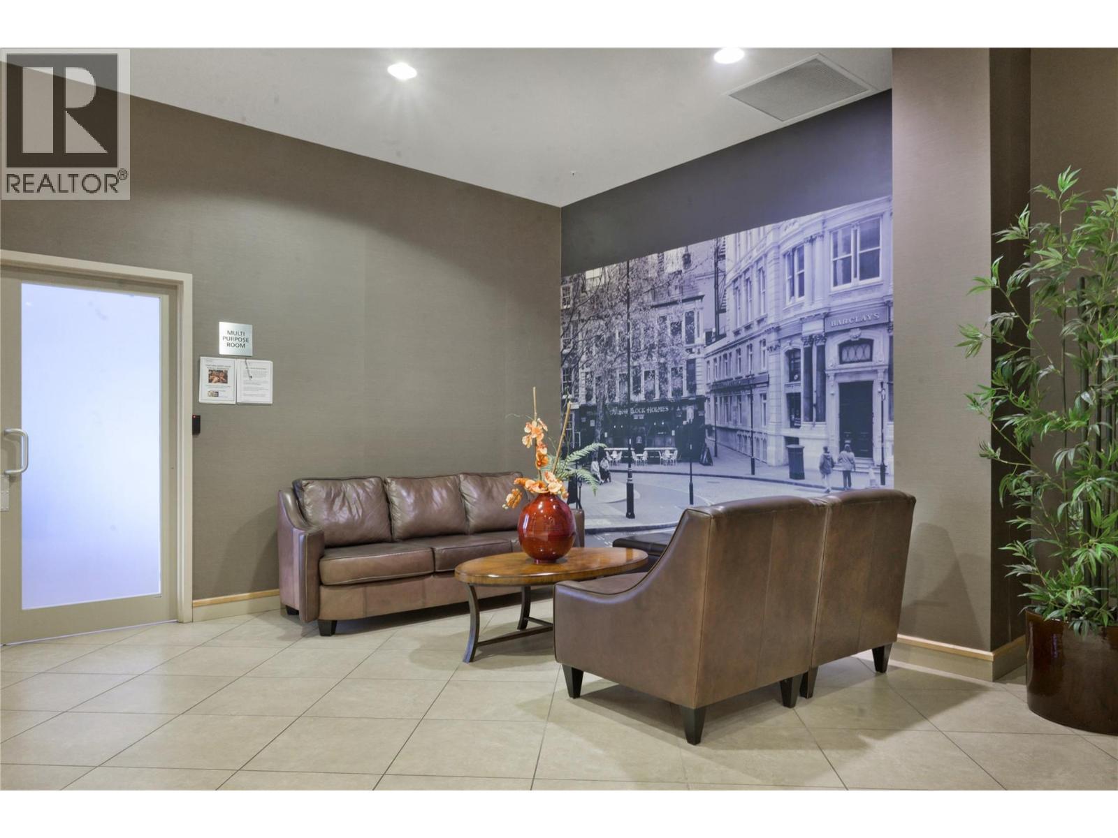 #1008 1160 Bernard Avenue - 37