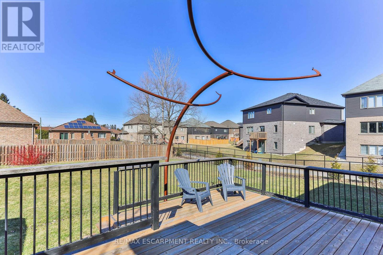 98 THOMAS AVENUE - 8