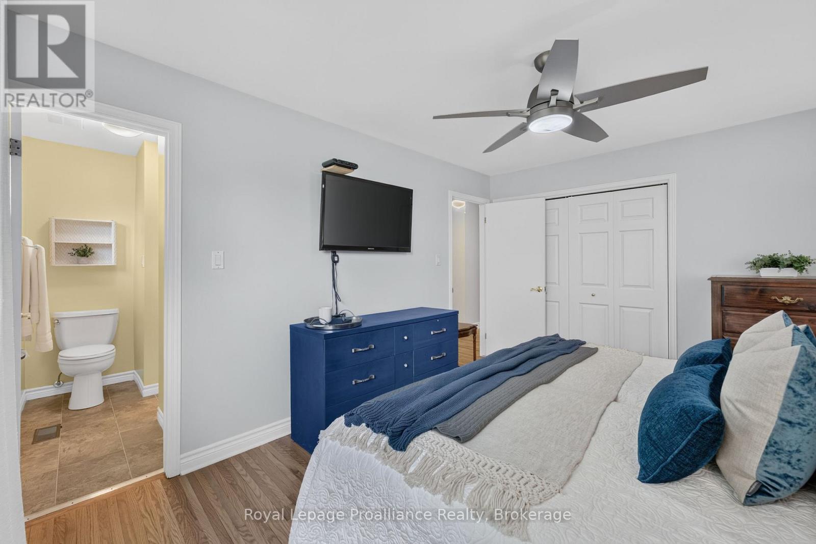 12 STAVEBANK ROAD - 17