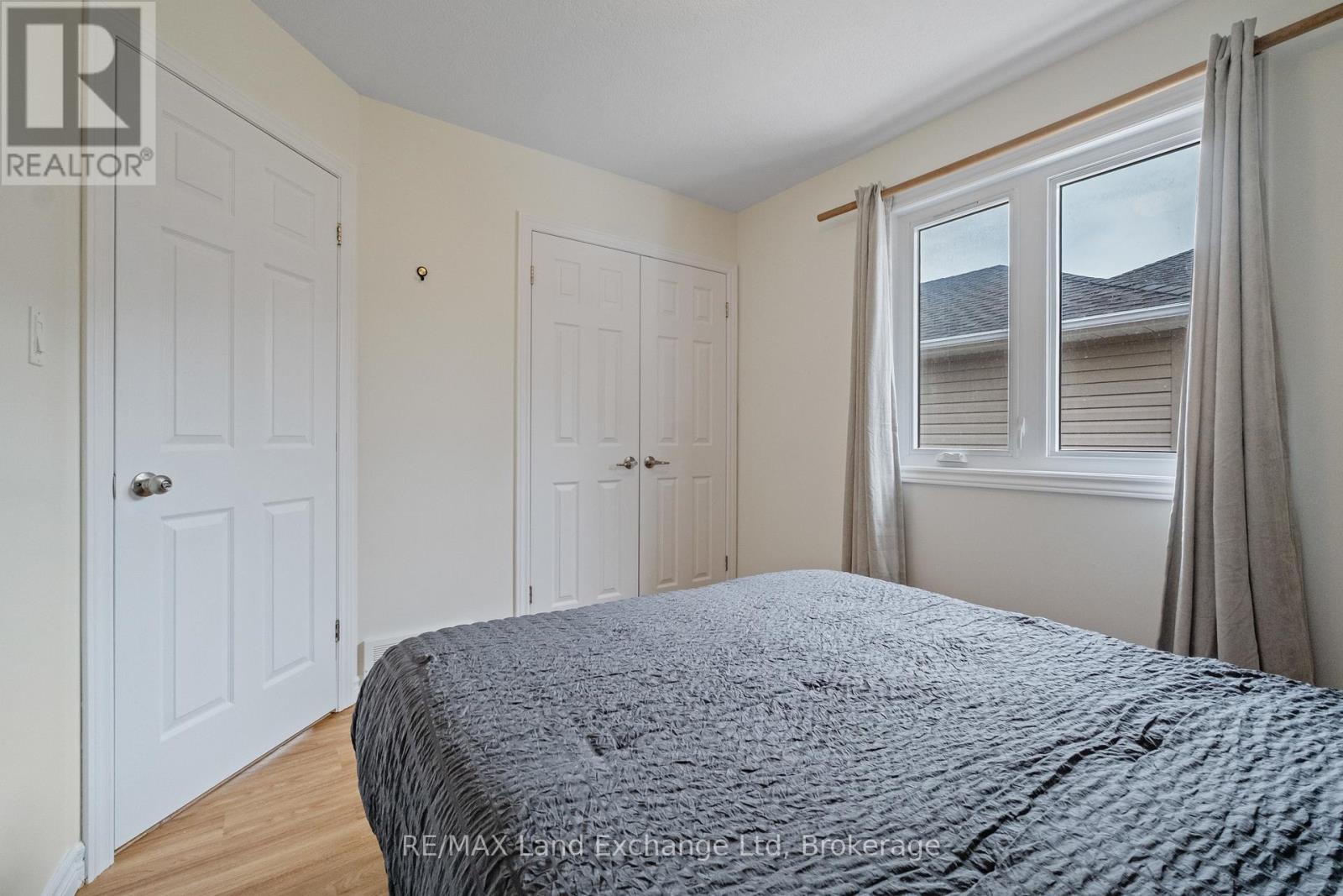 401 CARLING TERRACE - 19
