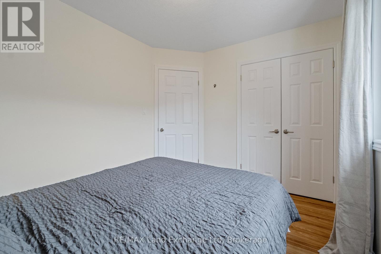 401 CARLING TERRACE - 20