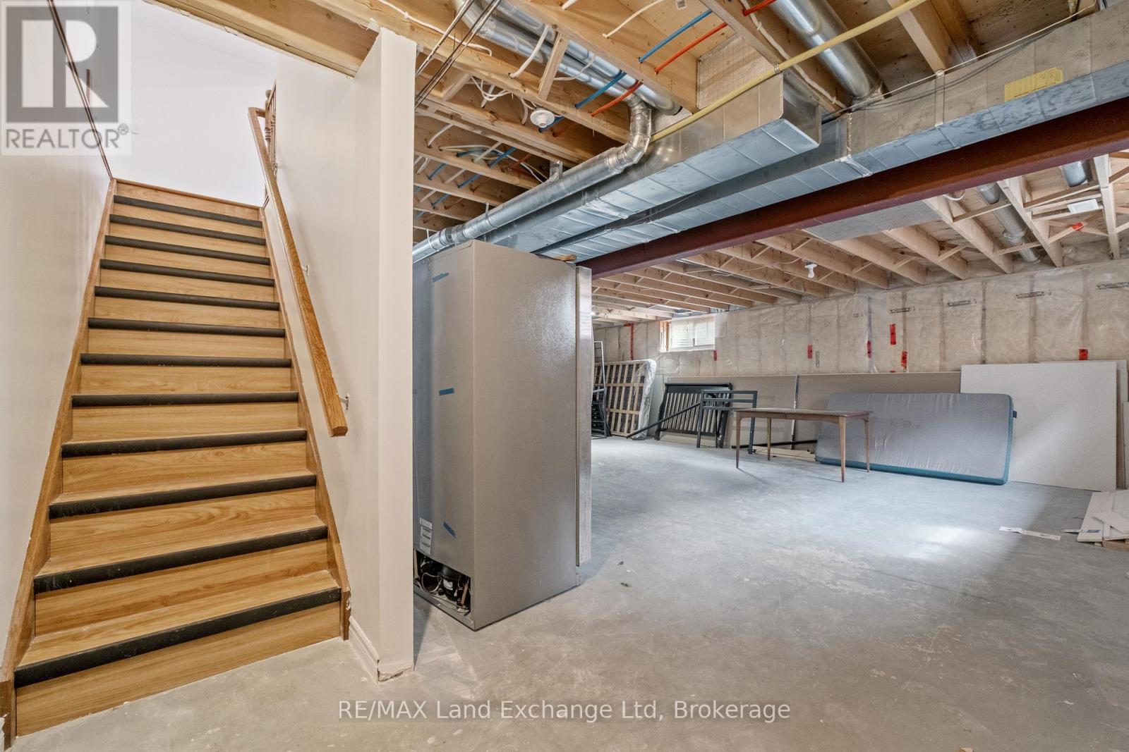 401 CARLING TERRACE - 31