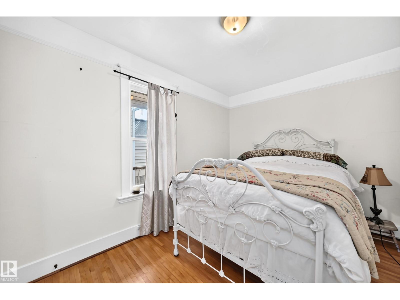 8630 108A ST NW - 20