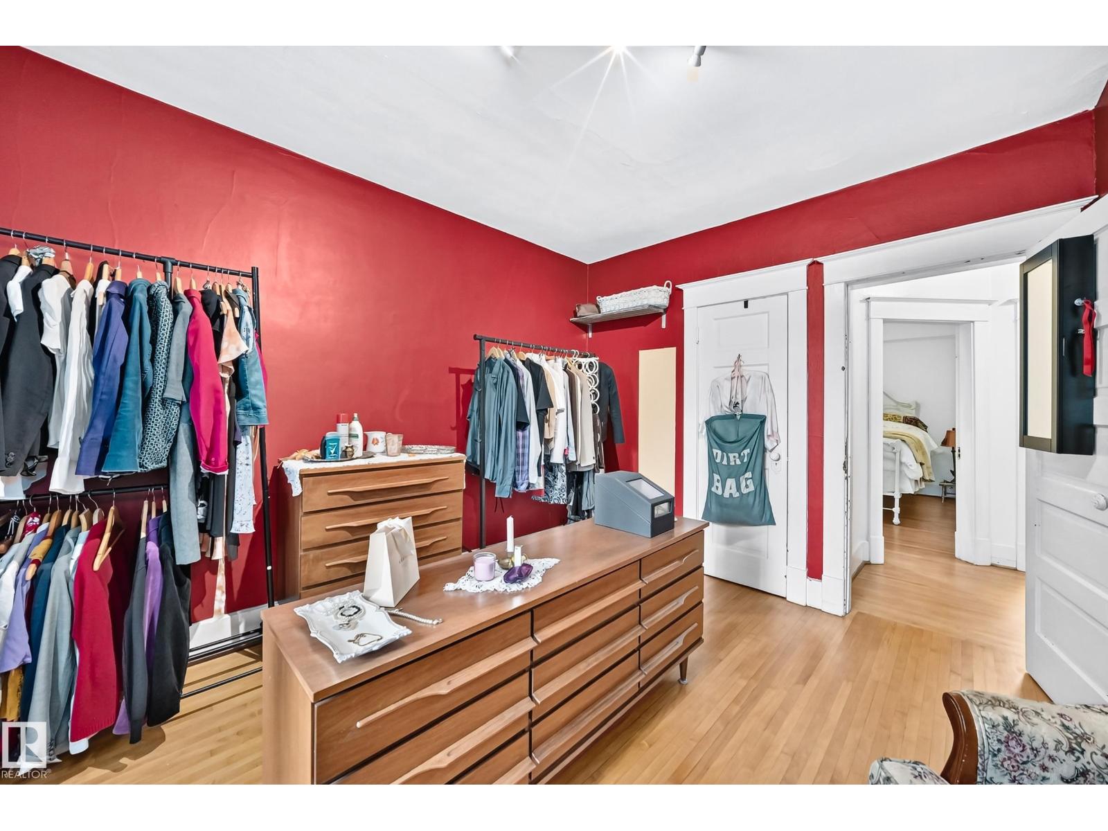8630 108A ST NW - 27