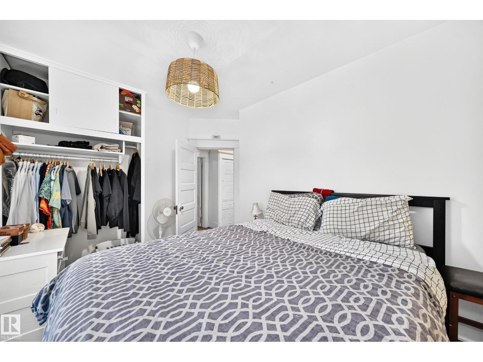 8630 108A ST NW - 33